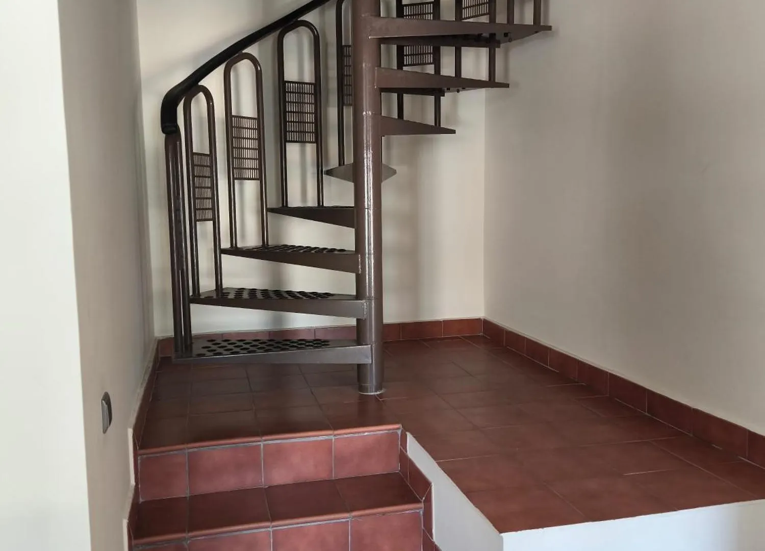 Apartment Family Spacious Apartment, Terrace, Kitchen, City View, Free Parking And Wifi Benalmadena