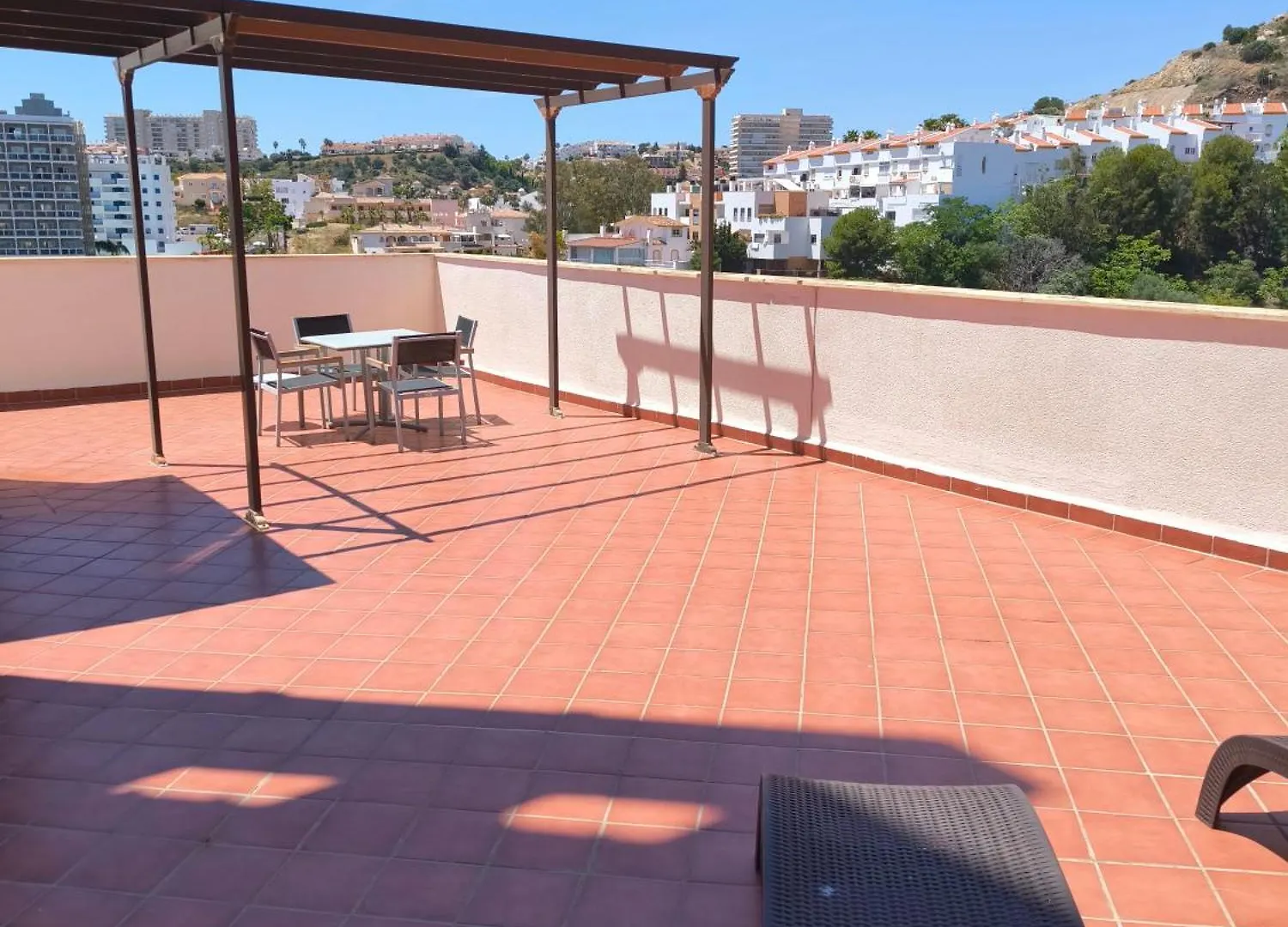 Apartment Family Spacious Apartment, Terrace, Kitchen, City View, Free Parking And Wifi Benalmadena