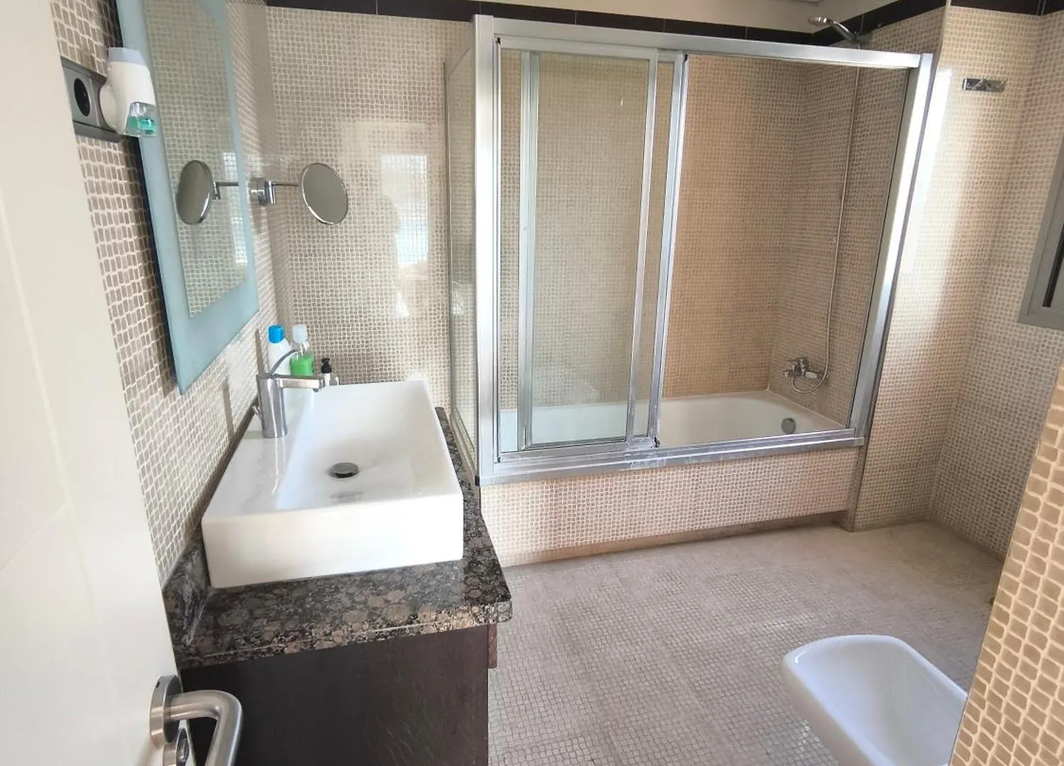 Family Spacious Apartment, Terrace, Kitchen, City View, Free Parking And Wifi Benalmadena Spain