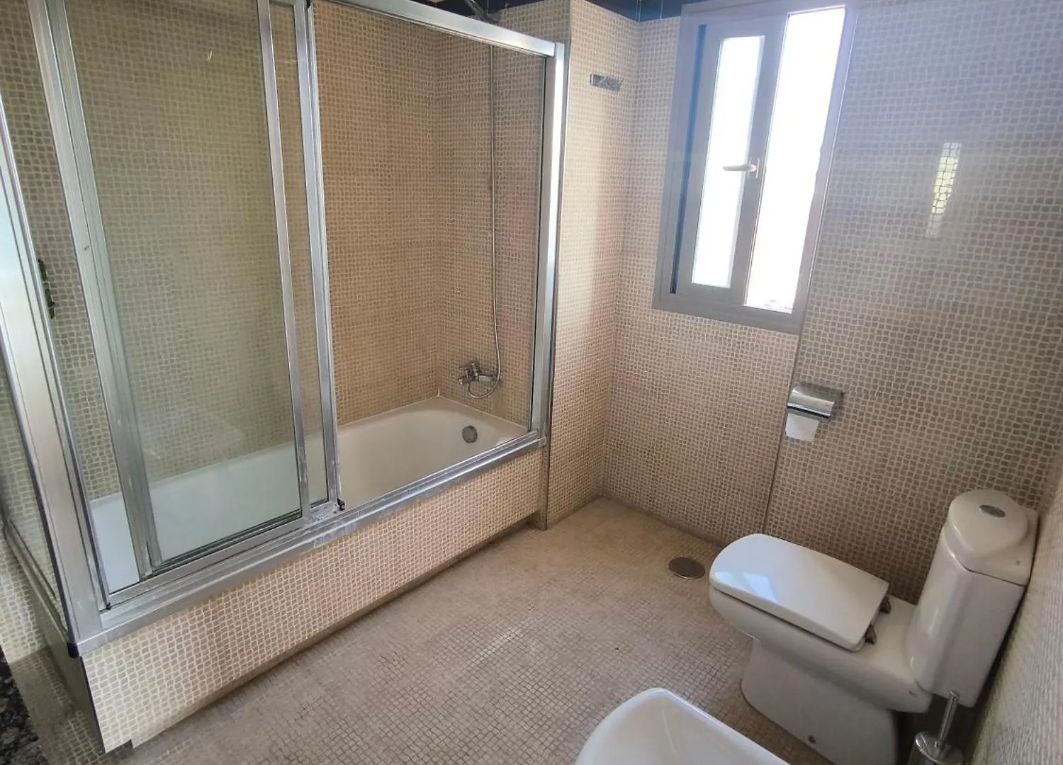 Apartment Family Spacious Apartment, Terrace, Kitchen, City View, Free Parking And Wifi Benalmadena