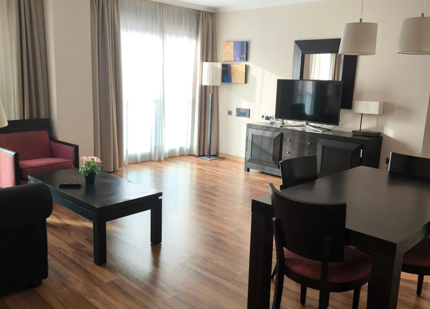 Family Spacious Apartment, Terrace, Kitchen, City View, Free Parking And Wifi Benalmadena 0*,  Spain
