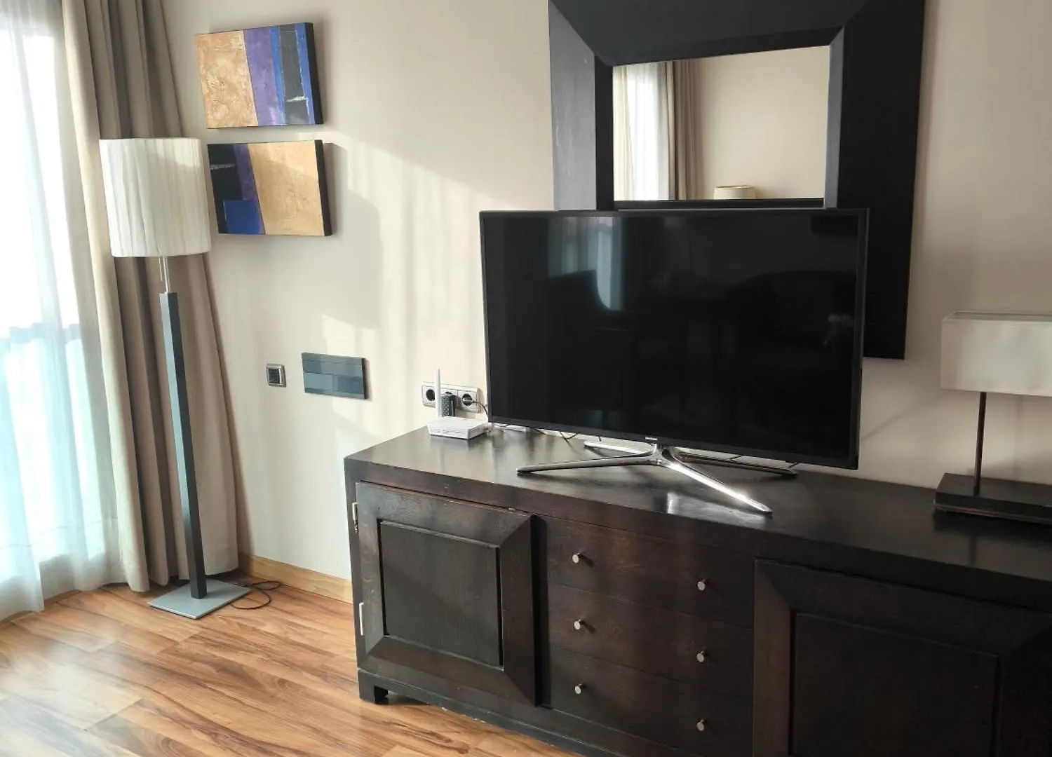 Apartment Family Spacious Apartment, Terrace, Kitchen, City View, Free Parking And Wifi Benalmadena
